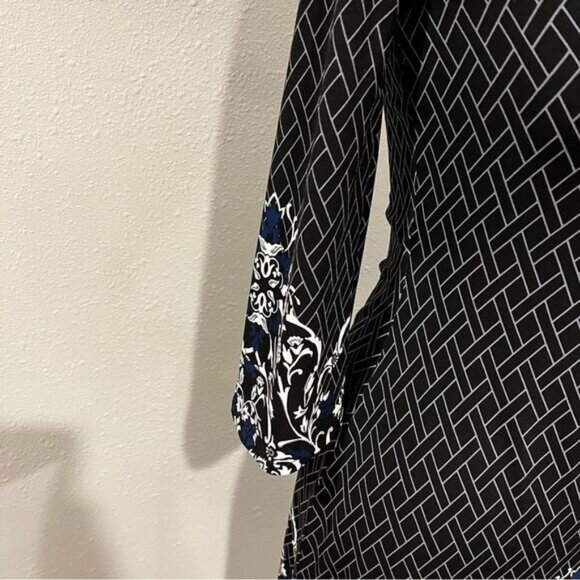 WHBM long sleeve dress with chain details on the back - Picture 8 of 12